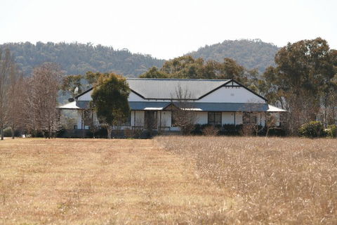 The Farmhouse At Blue Wren Wines - Northern Rivers Accommodation 7