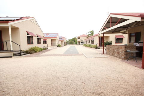 Port Vincent Motel & Apartments - Northern Rivers Accommodation 0