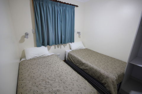 Port Vincent Motel & Apartments - Northern Rivers Accommodation 6