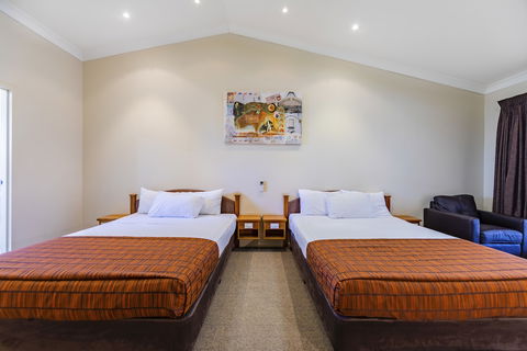 Roma Explorers Inn - Northern Rivers Accommodation 3
