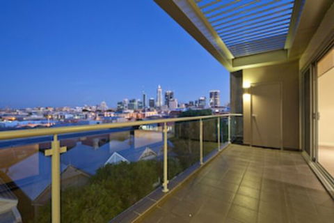 Zappeion Apartments - Northern Rivers Accommodation 0