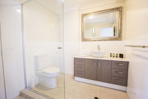 Zappeion Apartments - Northern Rivers Accommodation 5