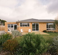 Waterfront Holiday Home Esplanade 54 - Northern Rivers Accommodation