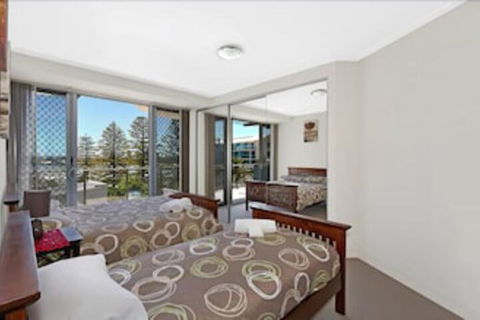 Coast Luxury Apartment Penthouse 23 - Northern Rivers Accommodation 2