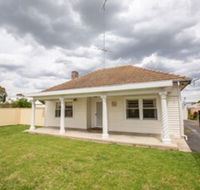 Smith Street Cottage Naracoorte - Northern Rivers Accommodation