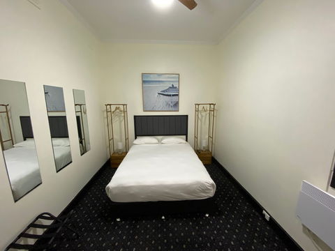 Rooms At Carboni's - Northern Rivers Accommodation 4