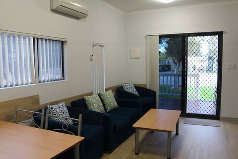 Mandurah Ocean Marina Chalets - Northern Rivers Accommodation 4