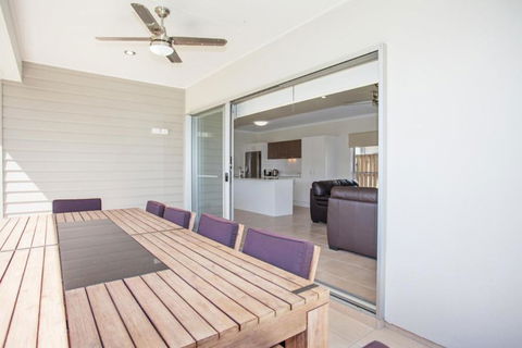 Petrie Beach Holiday Home - Northern Rivers Accommodation 2
