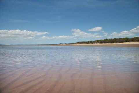 City Beach Holiday House - Northern Rivers Accommodation 4