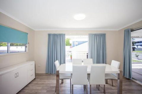 City Beach Holiday House - Northern Rivers Accommodation 1