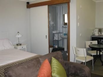 Stone Hut SA Northern Rivers Accommodation