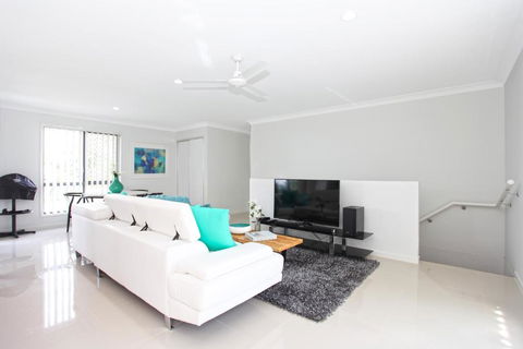 Beach Breeze Holiday House - Northern Rivers Accommodation 6
