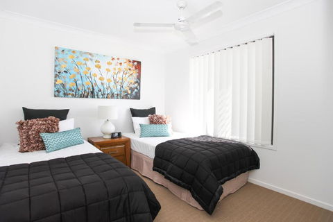 Beach Breeze Holiday House - Northern Rivers Accommodation 2