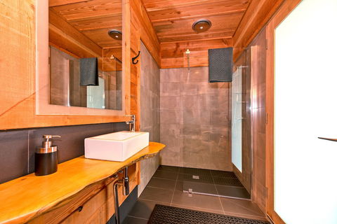 Bruny Island Lodge - Northern Rivers Accommodation 4