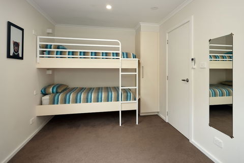 BIG4 Launceston Holiday Park - Northern Rivers Accommodation 3