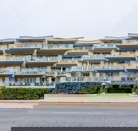 The White Pearl Penthouse - Northern Rivers Accommodation