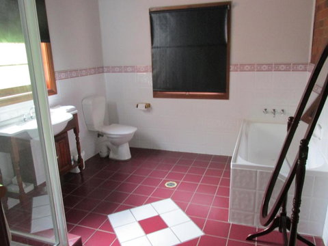 Henrys Cottage - Northern Rivers Accommodation 1