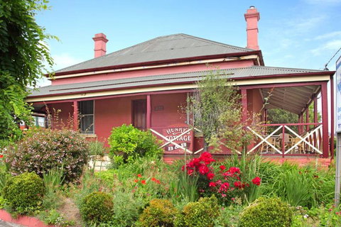 Henrys Cottage - Northern Rivers Accommodation 4