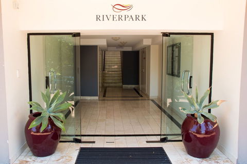 Riverpark-studio Apartment - Northern Rivers Accommodation 1
