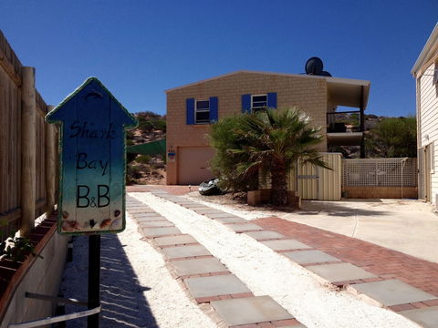 Shark Bay B & B - Northern Rivers Accommodation 0