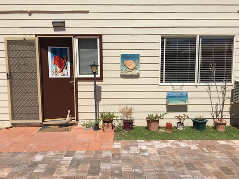 Shark Bay B & B - Northern Rivers Accommodation 2