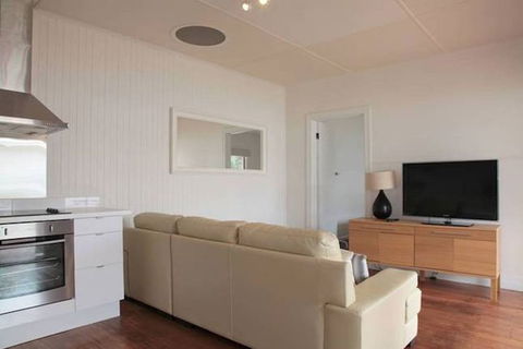 Sorrento Beach Cottages 1 - Northern Rivers Accommodation 2