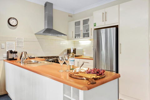 Renmark River Villas & Boats & Bedzzz - Northern Rivers Accommodation 5