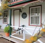 Coonawarras Pyrus Cottage - Northern Rivers Accommodation