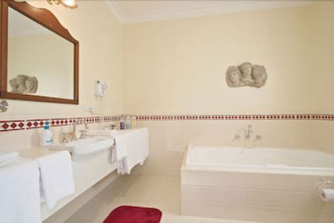 Oast Inn - Northern Rivers Accommodation 2