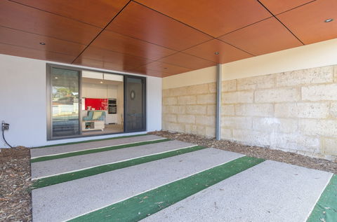Sunset Place Apartments - Northern Rivers Accommodation 2