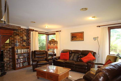 Rosella Retreat - Northern Rivers Accommodation 5
