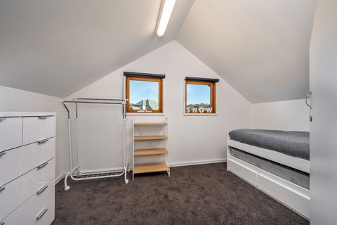 Triggerplant 4 - Northern Rivers Accommodation 6