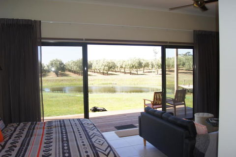 Manzanillo Grove Villa - Northern Rivers Accommodation 4