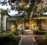 Holyrood House - Northern Rivers Accommodation