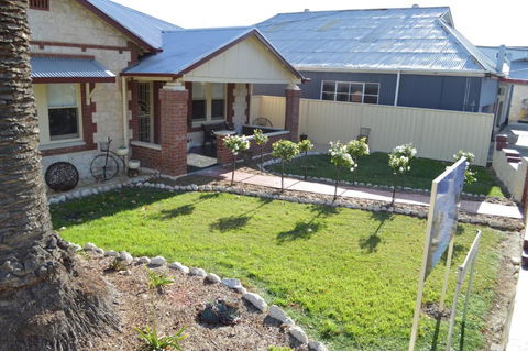 Two Cow Cottage Bed & Breakfast - Northern Rivers Accommodation 4