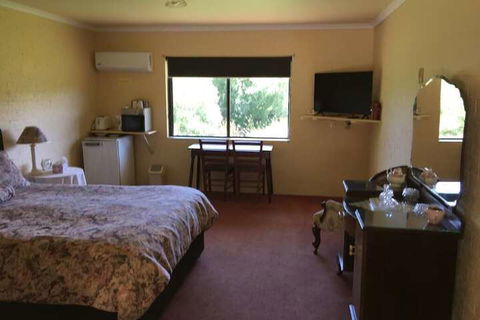 Colonial Inn Guest Rooms - Northern Rivers Accommodation 6