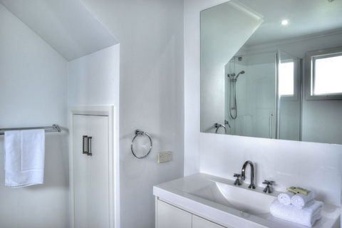 The Blue House - Northern Rivers Accommodation 6
