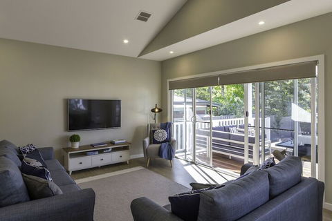Winter Home - Our Place At Bright - Northern Rivers Accommodation 2
