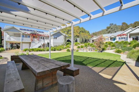 Winter Home - Our Place At Bright - Northern Rivers Accommodation 0