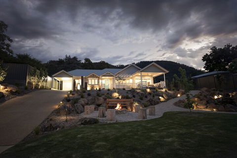 Winter Home - Our Place At Bright - Northern Rivers Accommodation 1