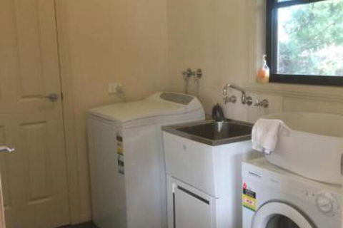 Bennett House Horsham - Northern Rivers Accommodation 7