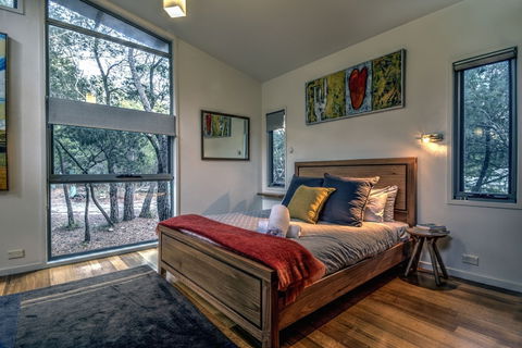 Freycinet Eco Luxe - Northern Rivers Accommodation 5