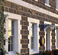 Elephant Bridge Hotel - Northern Rivers Accommodation