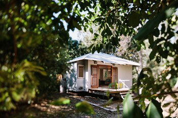 The Little Bush Hut - Northern Rivers Accommodation 1