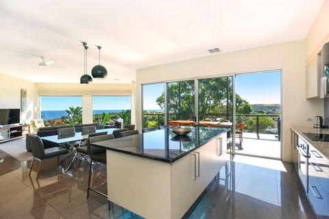 Lavina Luxury Beach House - Northern Rivers Accommodation 3