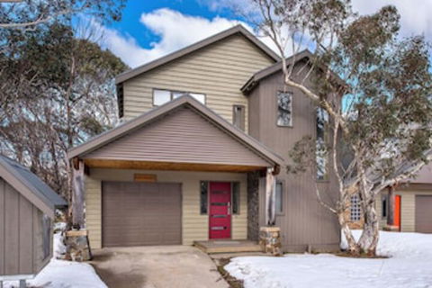 Ski Break - Northern Rivers Accommodation 0