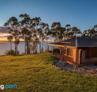 Tinderbox Cliff House - Northern Rivers Accommodation