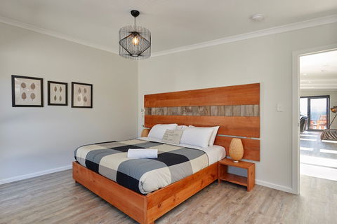 Whale Watcher 1 - Northern Rivers Accommodation 6