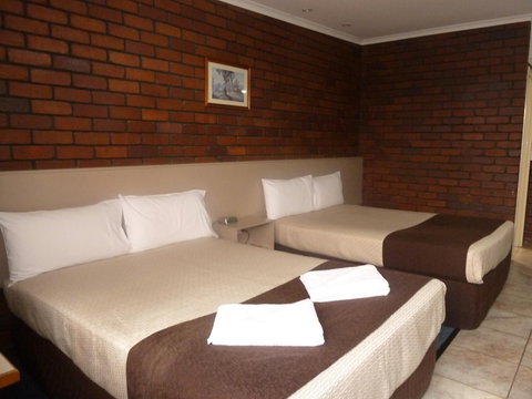 Pioneer Lodge Motel - Northern Rivers Accommodation 3