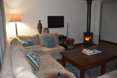 The Lodge Mapleton Falls - Northern Rivers Accommodation 1